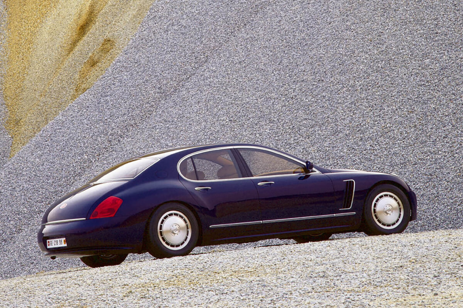 市販版「ブガッティ・ヴェイロン」へつながる「名も無きコンセプトカー」が存在した 〜 画像7