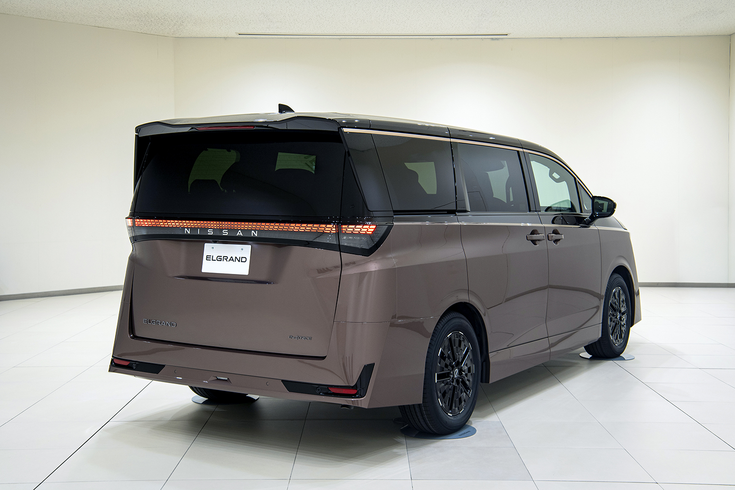 ジャパンモビリティーショー2025で新型日産エルグランドが公開 〜 画像30