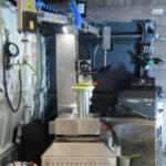 【画像】パンクした→お店でタイヤ交換だ……といってもトラックは乗用車のように容易じゃない！　そんなケースに「出張タイヤ交換」なるサービスが存在した 〜 画像4