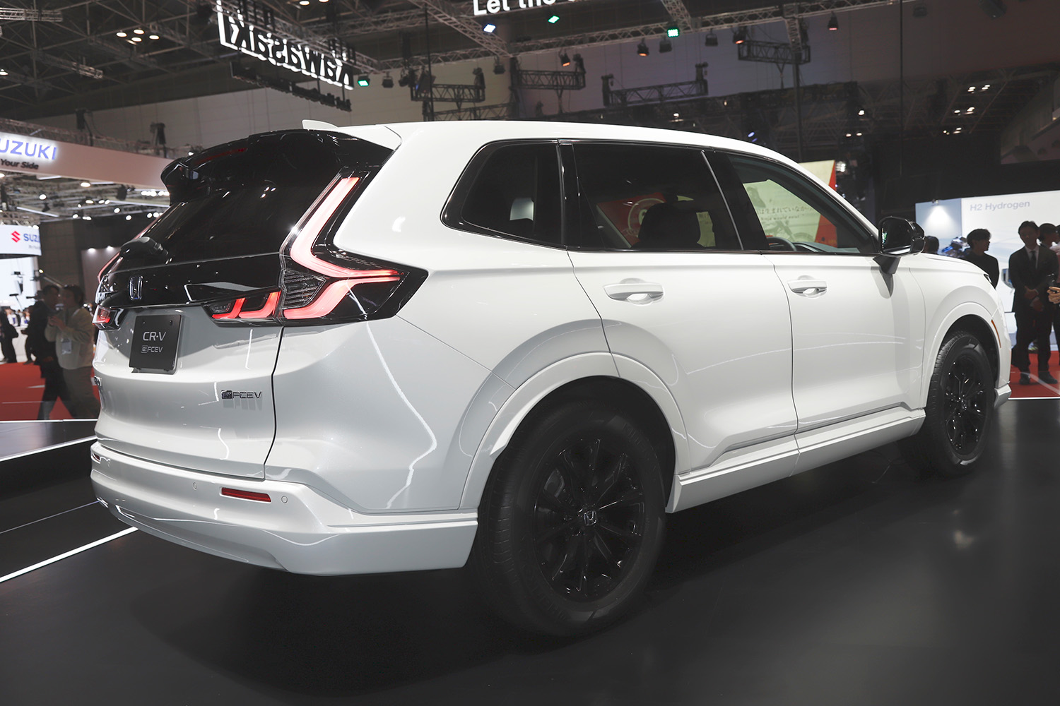 「CR-V e:FCEV」のリヤスタイリング