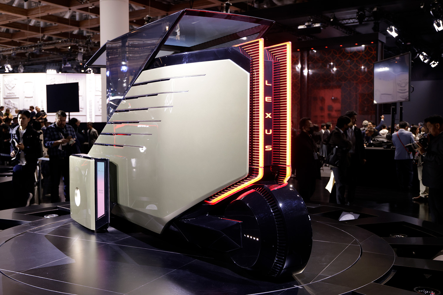 「LSマイクロコンセプト」のリヤスタイリング 〜 画像9