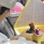 【画像】クルマ好きキッズはいの一番にブースへGO！　国産メーカーが集う「Out of KidZania」がほかじゃ体験できない内容だらけだった【ジャパンモビリティショー2025】 〜 画像3