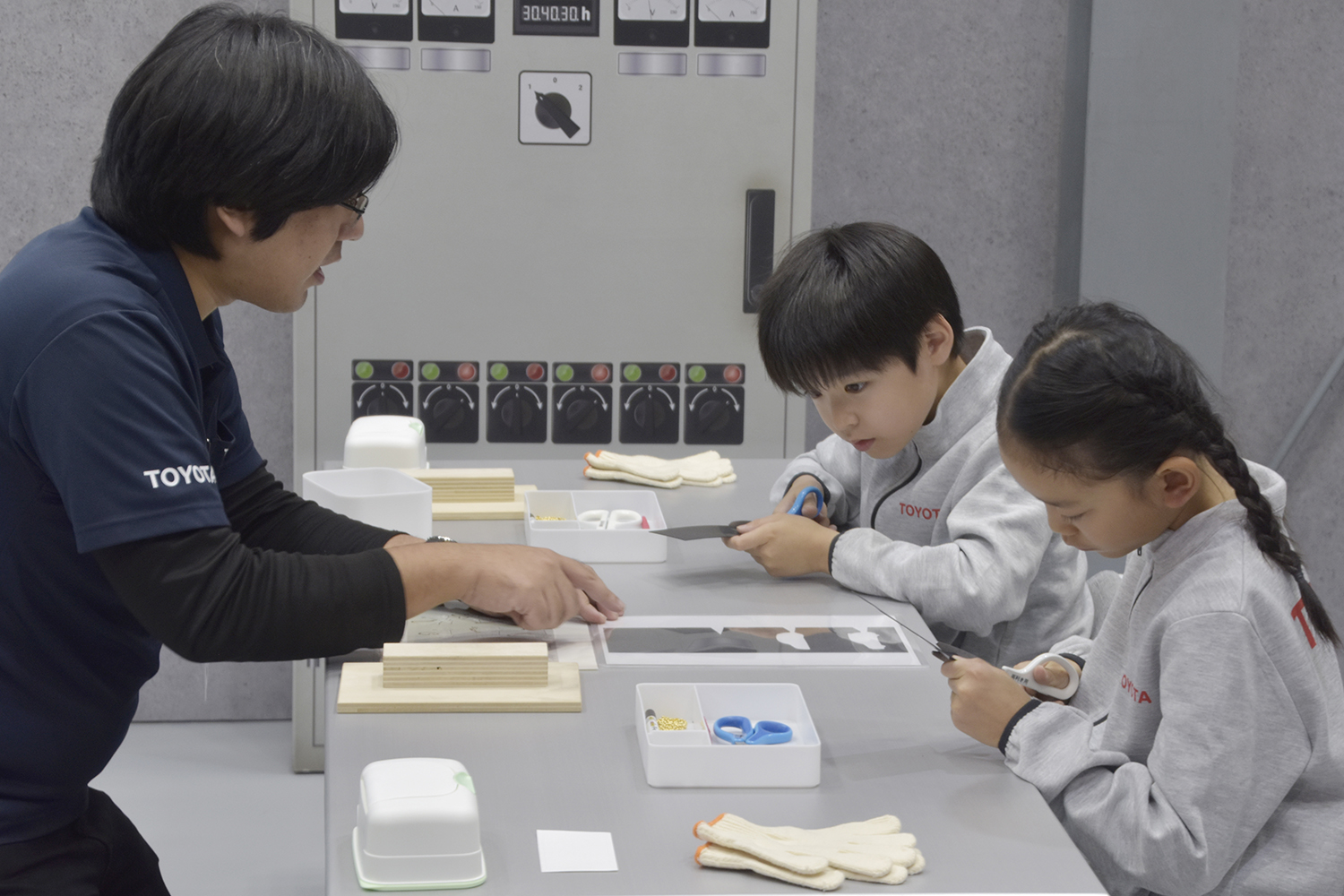 トヨタの金属加工の仕事