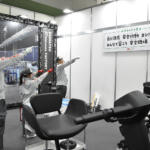 【画像】クルマ好きキッズはいの一番にブースへGO！　国産メーカーが集う「Out of KidZania」がほかじゃ体験できない内容だらけだった【ジャパンモビリティショー2025】 〜 画像14