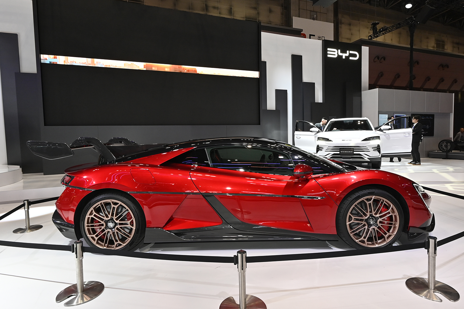 ジャパンモビリティショー2025でヤンワンU9が初披露 〜 画像1