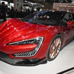 世界最速の超高性能ハイパーカーは跳ねて踊れるすごいヤツ!?　初めて日本にやってきたBYD「ヤンワンＵ９」はすべてが規格外だった【ジャパンモビリティショー2025】