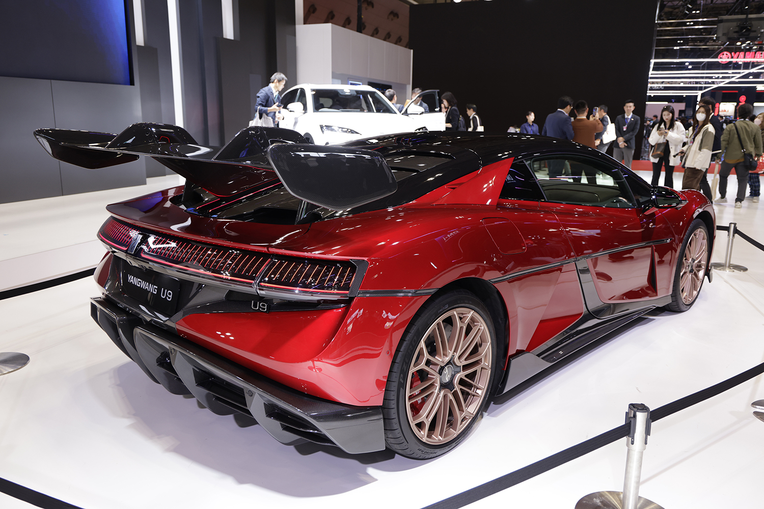 BYDヤンワンU9のリヤスタイリング