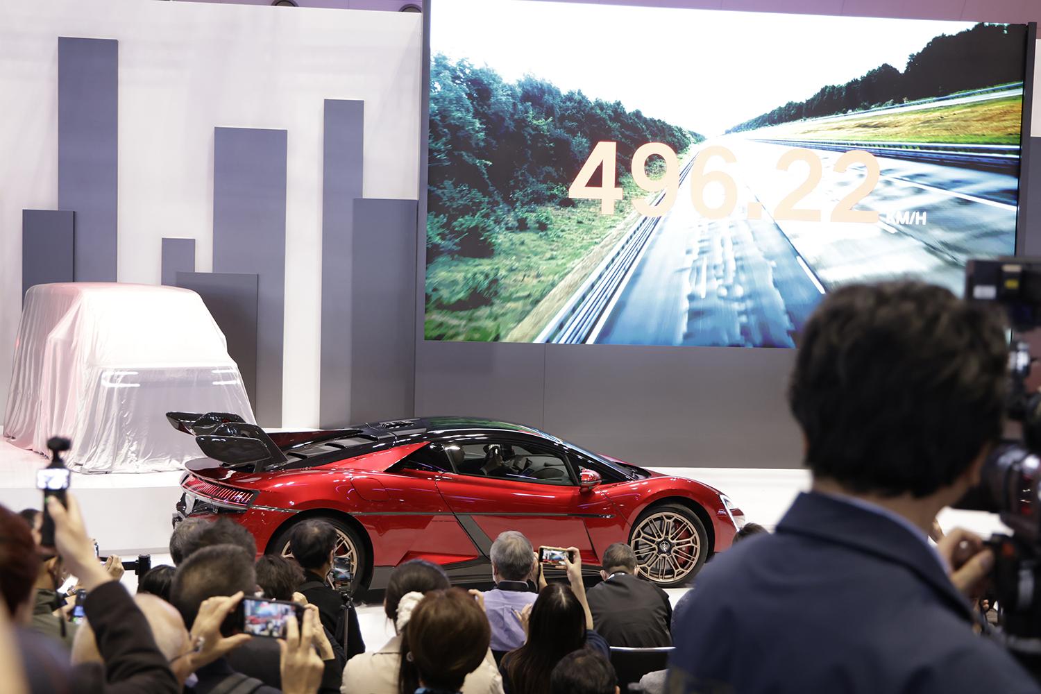 ジャパンモビリティショー2025に登場したヤンワンU9