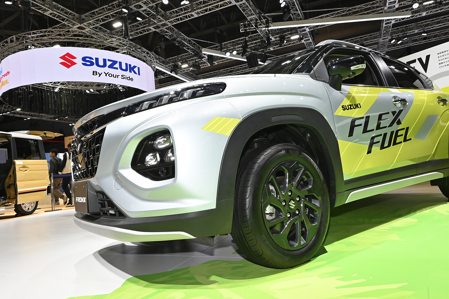 ジャパンモビリティショー2025でスズキがフロンクスなどのフレックスフューエル車を展示 〜 画像5