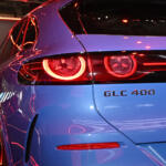 【画像】新型メルセデス・ベンツGLCの見どころは話題の発光グリルだけじゃない！　インパネ幅いっぱいの39.1インチMBUXスーパースクリーンがデカすぎだった【ジャパンモビリティショー2025】 〜 画像11
