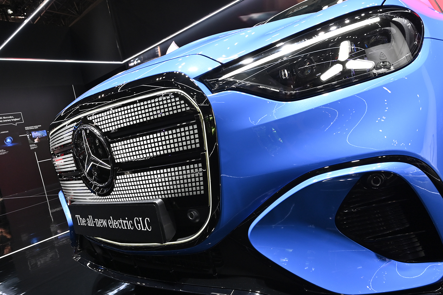 メルセデス・ベンツが新型GLCを日本初披露