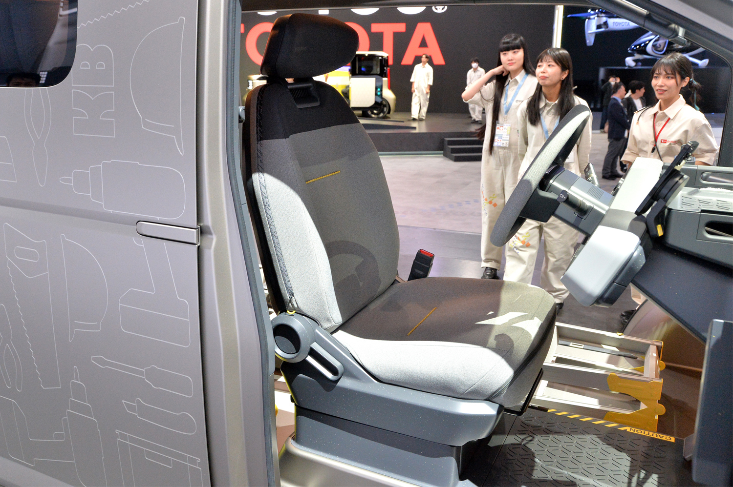 ジャパンモビリティショー2025でトヨタがハイエース・コンセプトを公開 〜 画像13