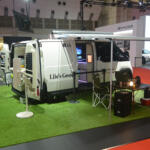 【画像】韓国からの第2の刺客「KIA」は商用車で日本上陸! マルチに使えて先進技術も詰め込んだ着せ替えバン「PV5」には期待しかない【ジャパンモビリティショー2025】 〜 画像15