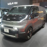 【画像】韓国からの第2の刺客「KIA」は商用車で日本上陸! マルチに使えて先進技術も詰め込んだ着せ替えバン「PV5」には期待しかない【ジャパンモビリティショー2025】 〜 画像8