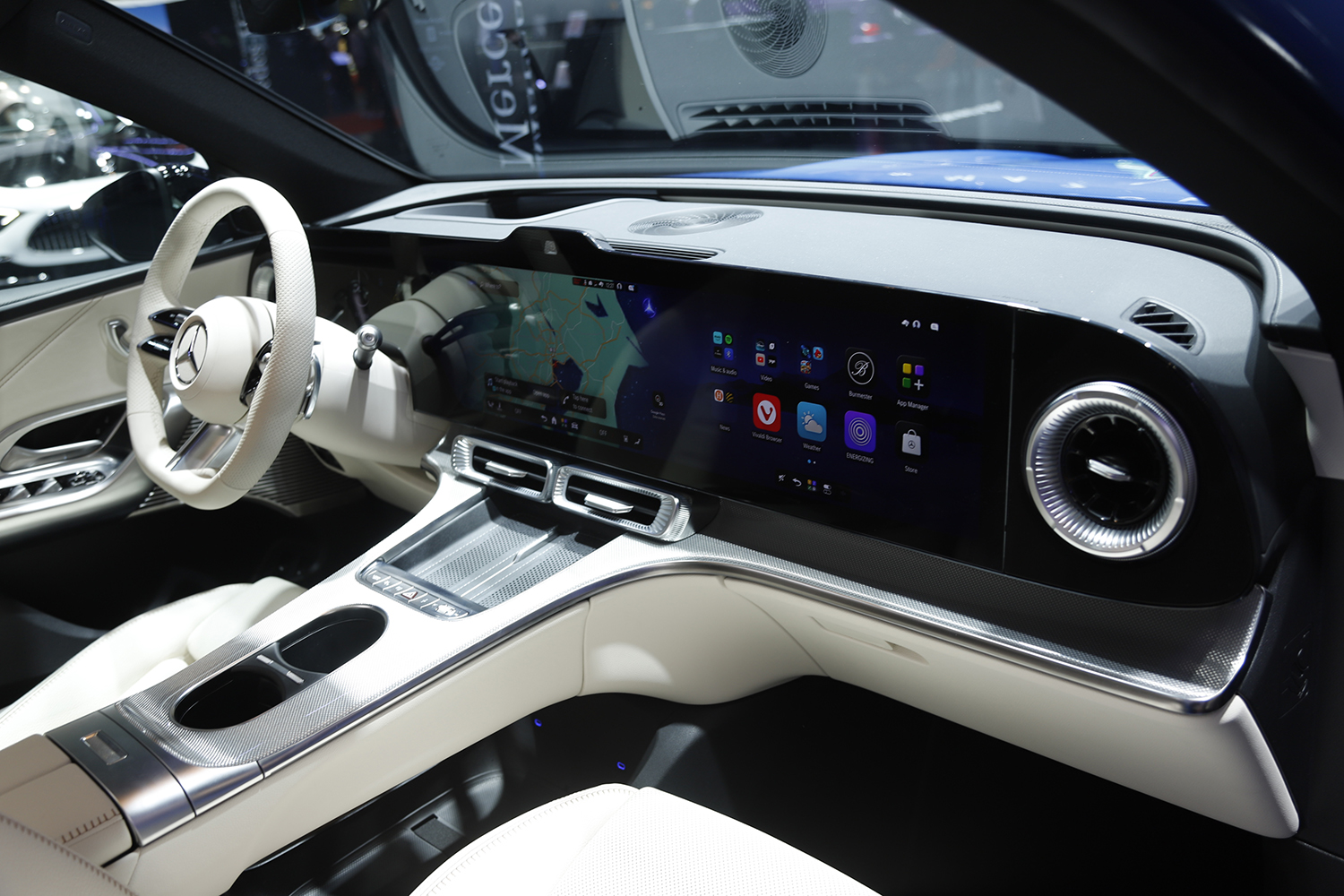 新型メルセデス・ベンツ GLCのインテリア