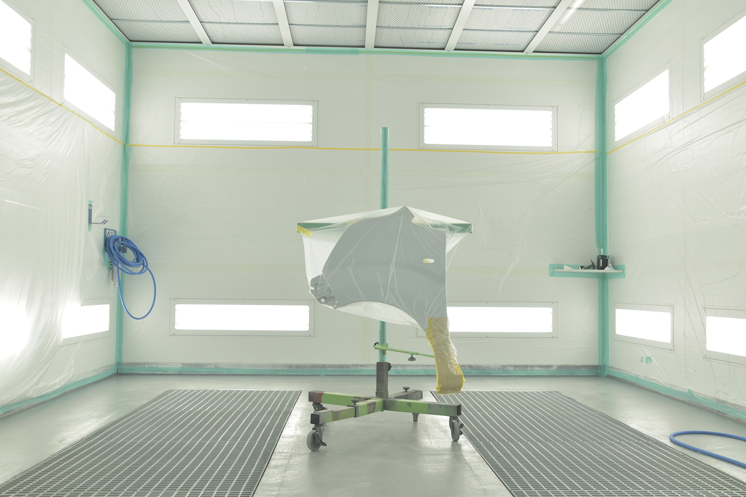 塗装機器メーカー・アネスト岩田が「オートテックベース湘南」をオープン 〜 画像17