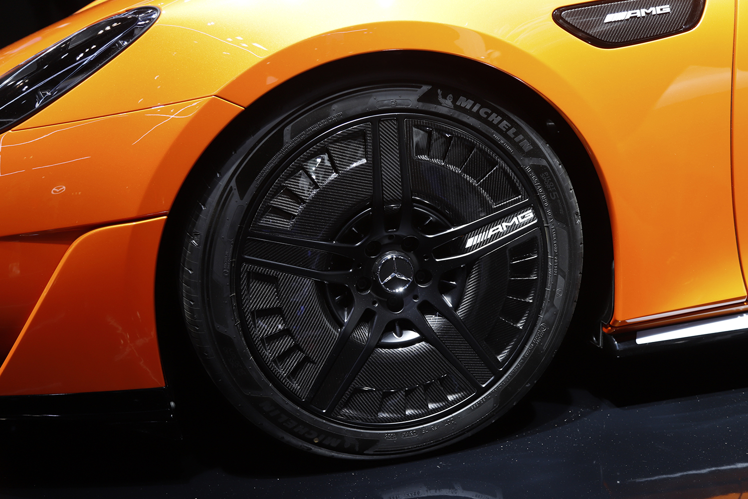 AMG GT XXのフロントホイールまわり