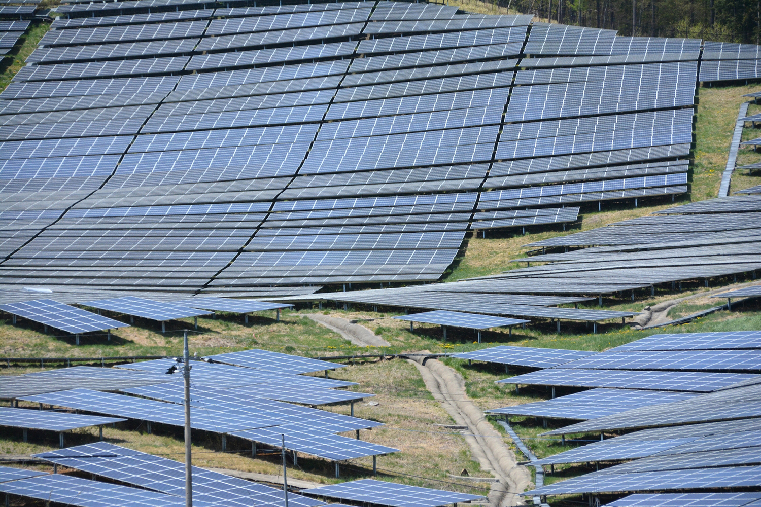 メガソーラーのイメージ