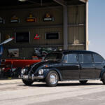 【画像】庶民車のビートルを魔改造！　リムジン化した通称「ロールスワーゲン」はハリウッドスターも虜にした１台だった 〜 画像23