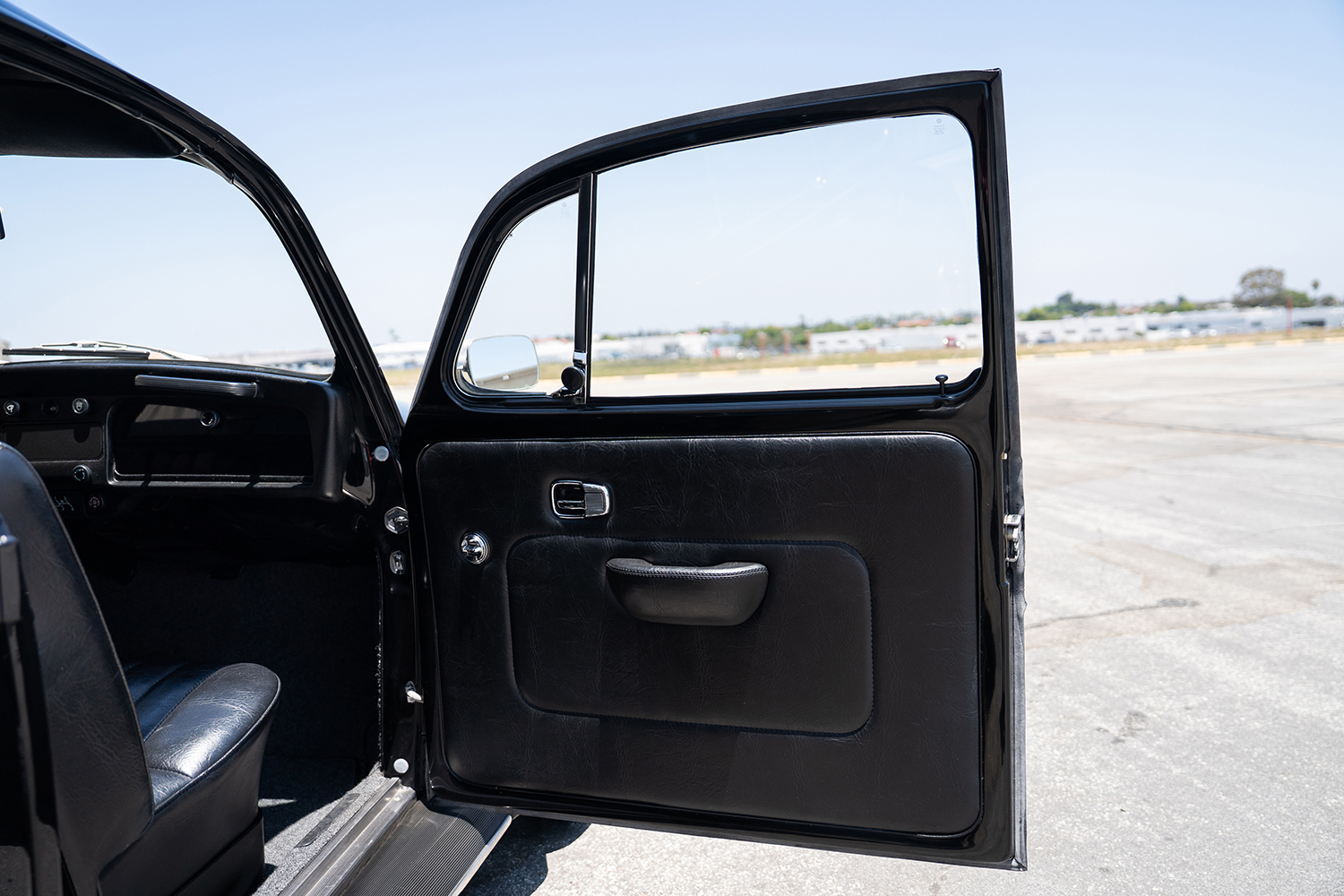 ビートルを全長５mに伸ばしちゃった「ビートル・リムジン」の衝撃 〜 画像13