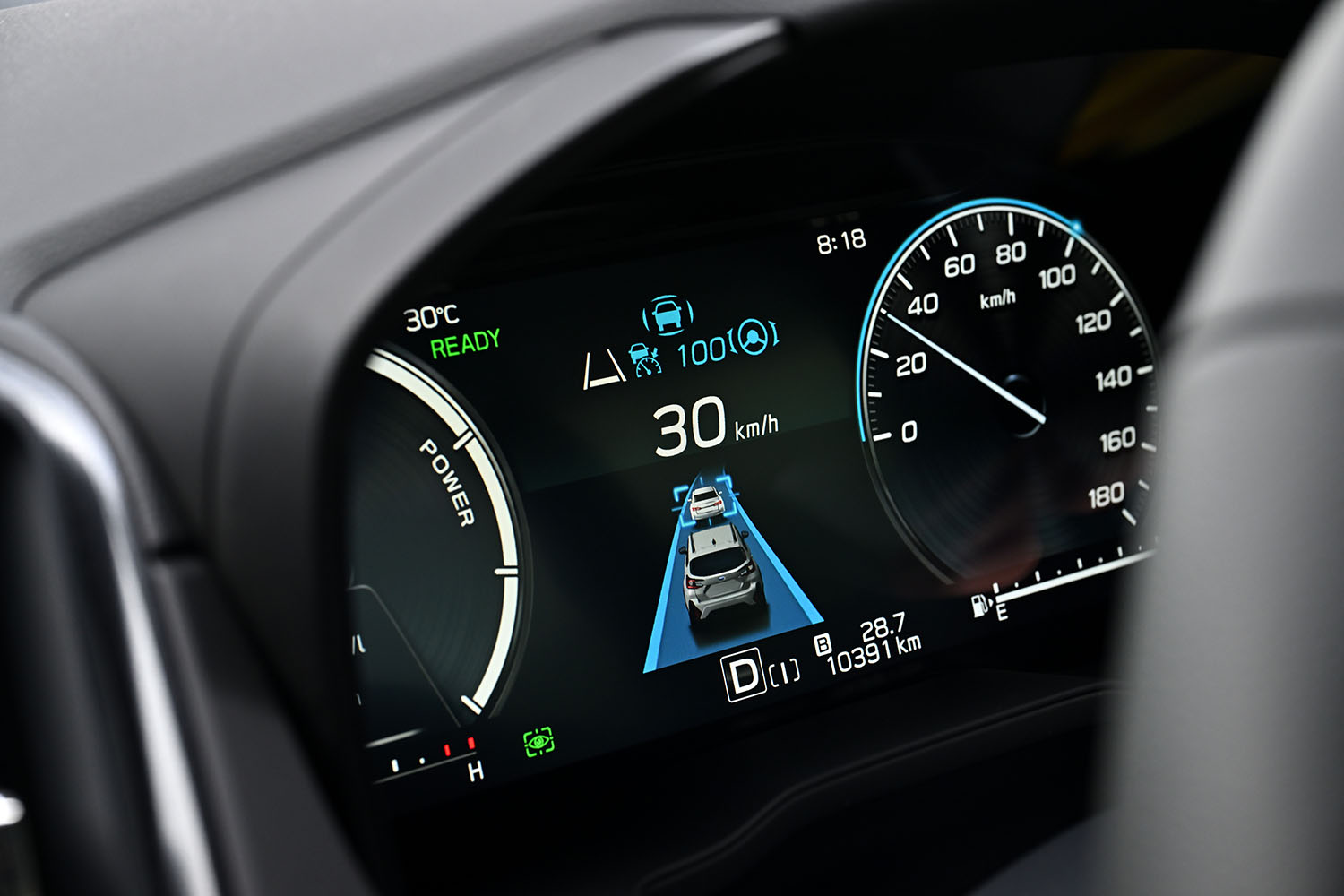 スバル・クロストレックS:HEVのメーター表示