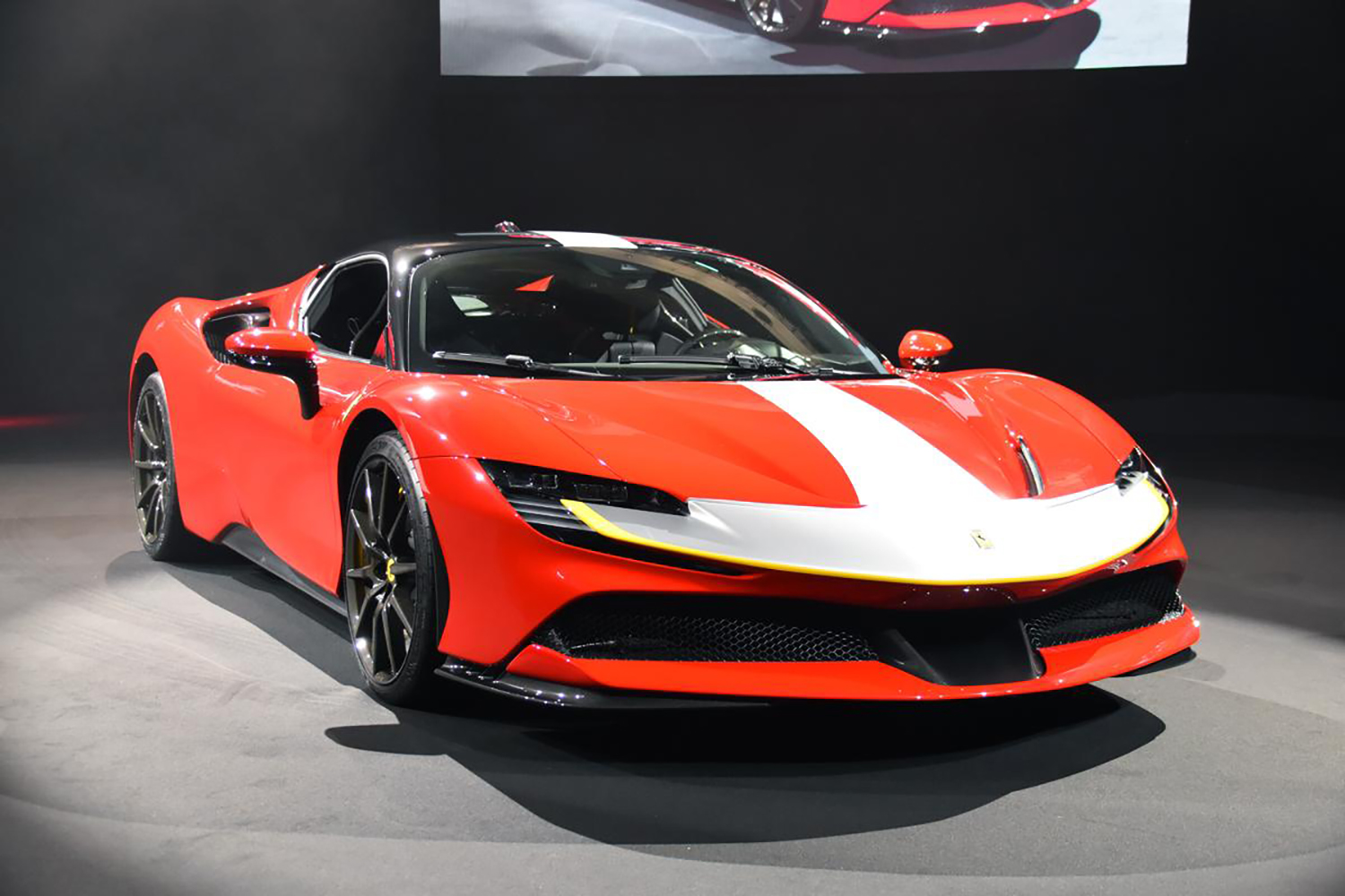 フェラーリSF90ストラダーレ 〜 画像5