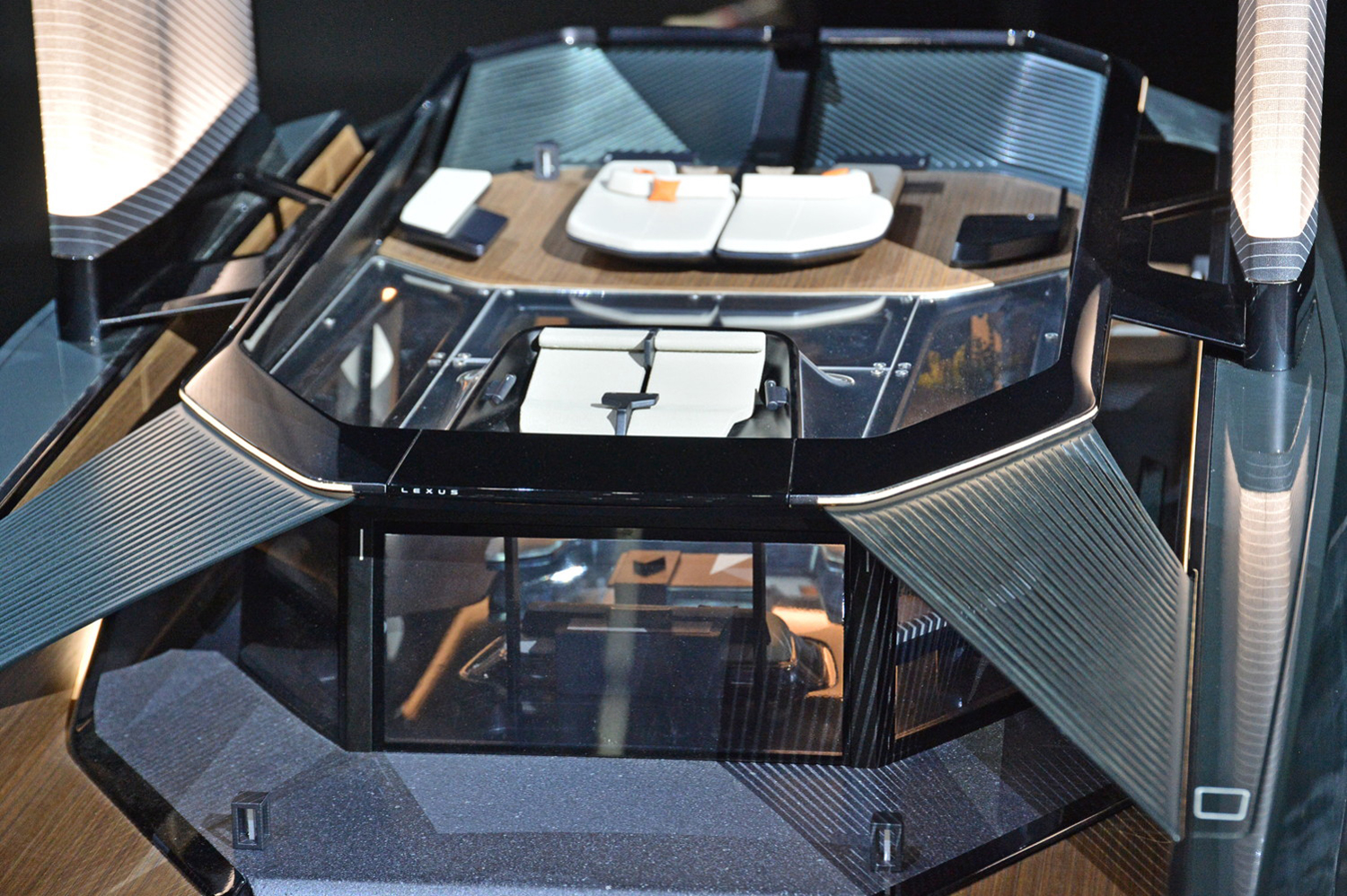 レクサス・カタマランコンセプト 〜 画像17