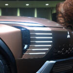 【画像】「今後の三菱はどんどんシンプルになる」ってダイナミックシールドはどうなるの!?　「ELEVANCE Concept」のデザインに隠された「格、鍛、純」の秘密【ジャパンモビリティショー2025】 〜 画像55