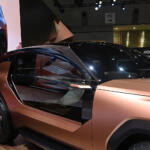 【画像】「今後の三菱はどんどんシンプルになる」ってダイナミックシールドはどうなるの!?　「ELEVANCE Concept」のデザインに隠された「格、鍛、純」の秘密【ジャパンモビリティショー2025】 〜 画像10