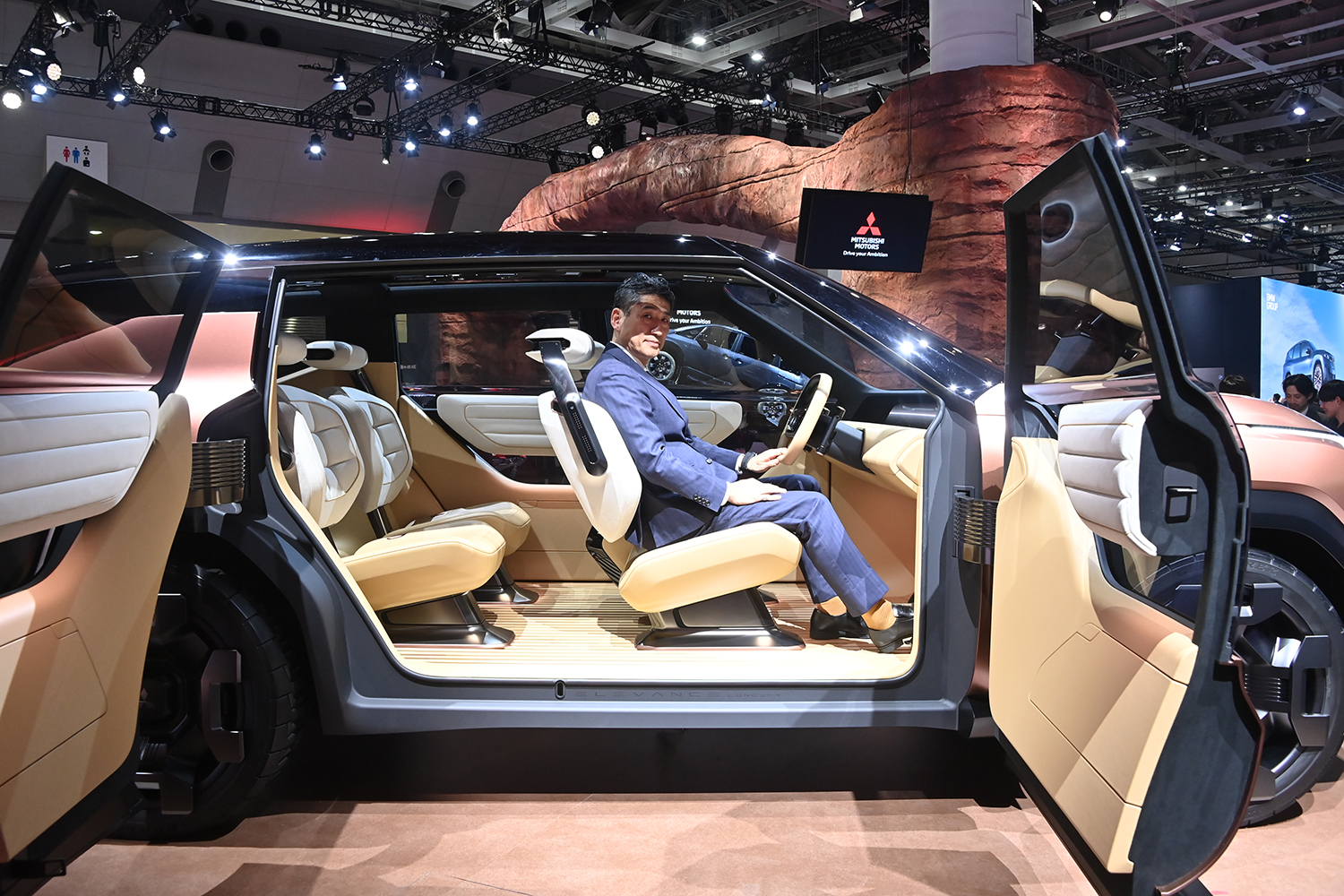 「ELEVANCE Concept」に隠された三菱デザインの秘密 〜 画像33