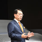 【画像】「今後の三菱はどんどんシンプルになる」ってダイナミックシールドはどうなるの!?　「ELEVANCE Concept」のデザインに隠された「格、鍛、純」の秘密【ジャパンモビリティショー2025】 〜 画像40