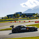 【画像】漆黒のAMGを武器にGT300クラスを引っ張る強豪チーム！　「65号車 K2 R&D LEON RACING」【SUPER GT 2025 GT300クラス オールチームラインアップ】 〜 画像11