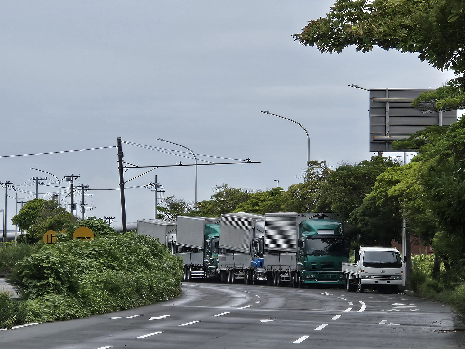 大黒ふ頭に放置されたトラック 〜 画像11