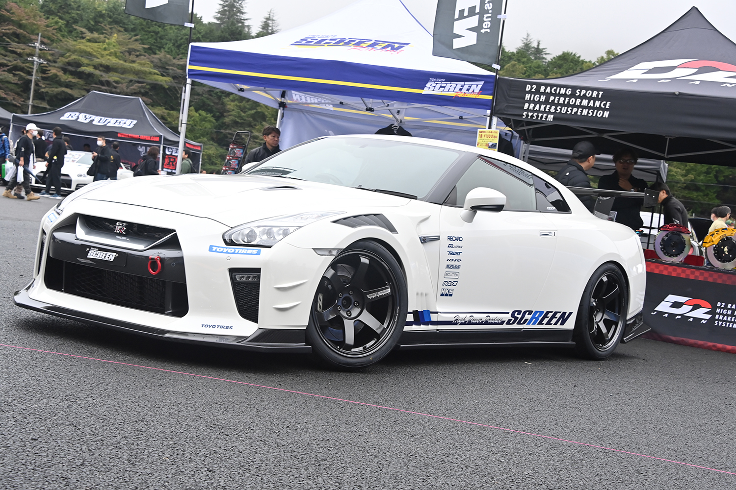 スクリーンのR35GT-R