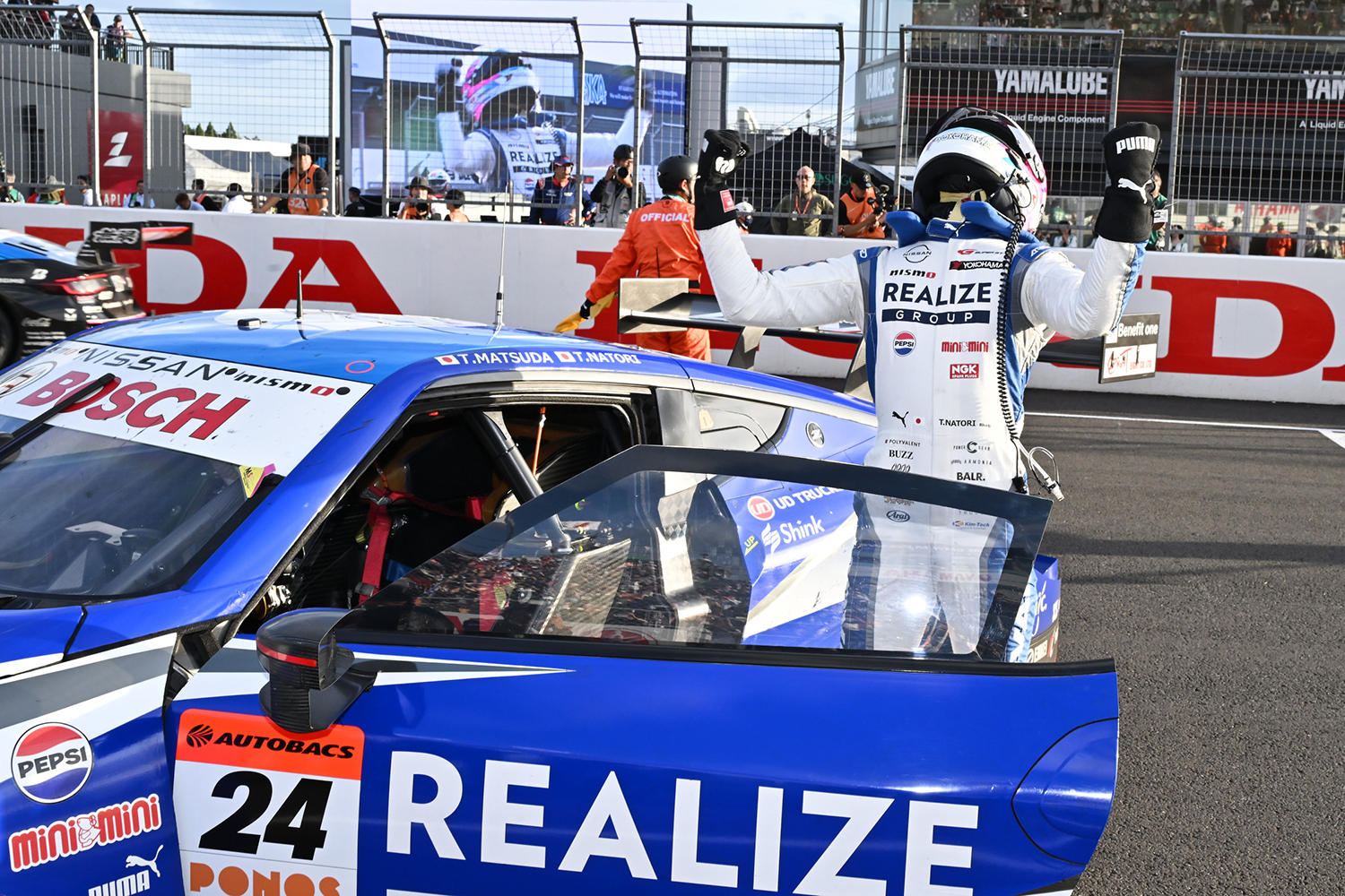 24号車リアライズコーポレーション ADVAN Zがチームにおいて９年ぶりの優勝を飾る 〜 画像6