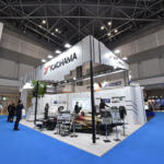 【画像】子どもはフォーミュラカーに乗って大人はその横でお勉強!?　アブラヤシにオレンジの皮も使ってるヨコハマタイヤがエコだった【ジャパンモビリティショー2025】 〜 画像1