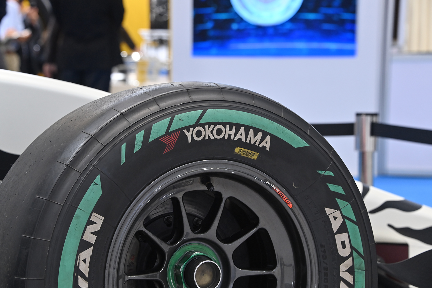 ヨコハマタイヤブースに展示中のサスティナブルタイヤはクルマ好き必見 〜 画像8