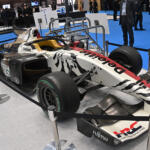 【画像】子どもはフォーミュラカーに乗って大人はその横でお勉強!?　アブラヤシにオレンジの皮も使ってるヨコハマタイヤがエコだった【ジャパンモビリティショー2025】 〜 画像22