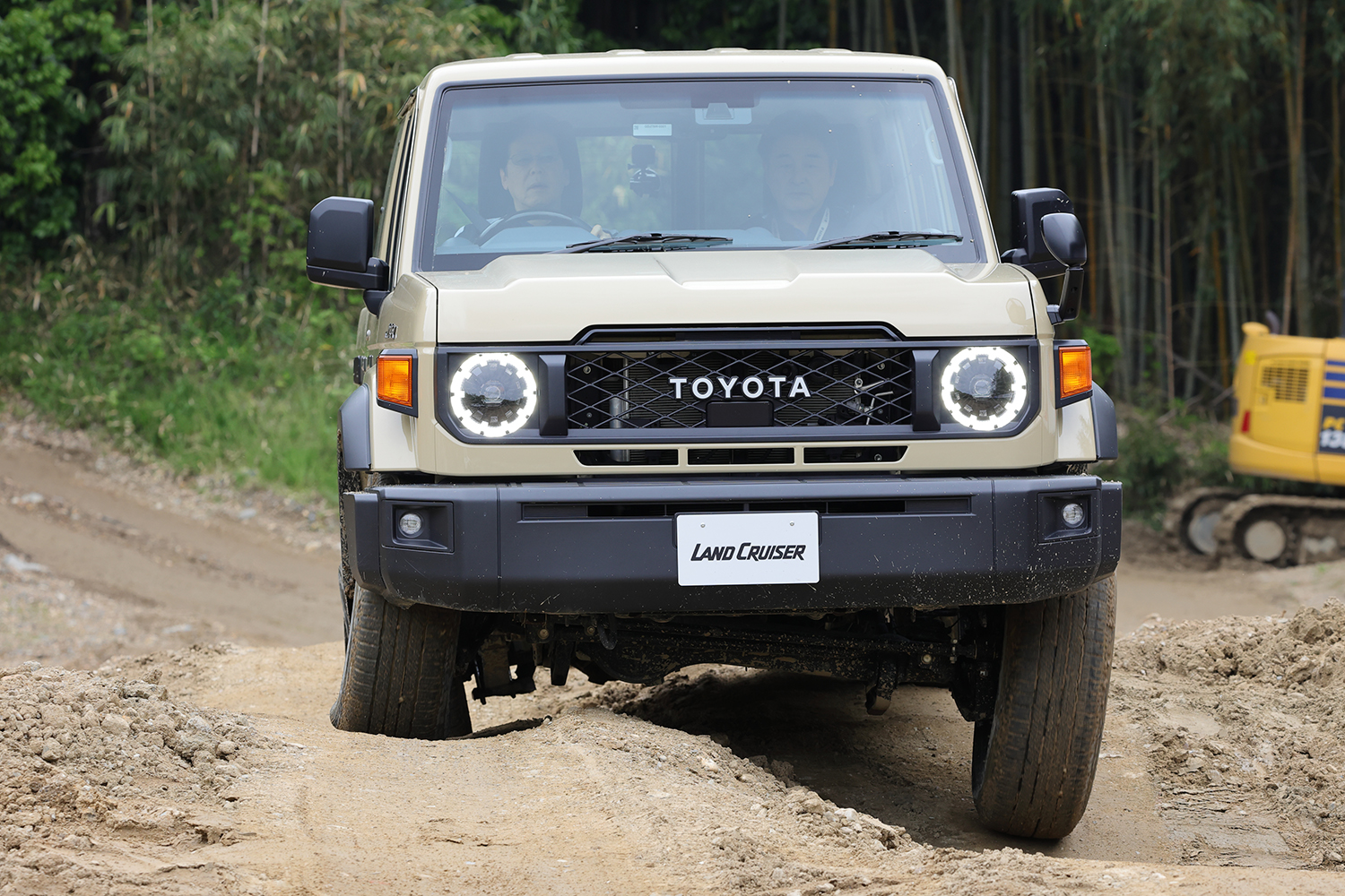 ランドクルーザー70を新車で買うためにいったい何をすればいいのか