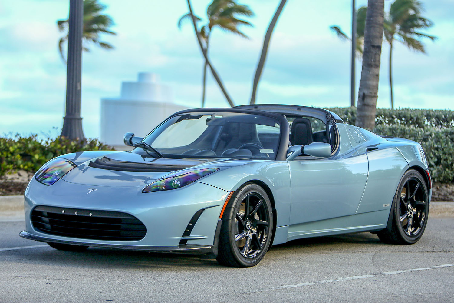 テスラ・ロードスター