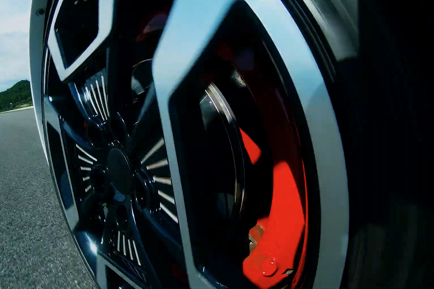 Astemoのインホイールモーター開発用実験車両