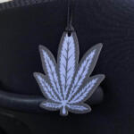 【画像】クルマの室内は臭いとの闘いでもある！　クルマ専用じゃない家庭用の「芳香剤」「消臭剤」って使ってOK？ 〜 画像6