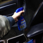 【画像】クルマの室内は臭いとの闘いでもある！　クルマ専用じゃない家庭用の「芳香剤」「消臭剤」って使ってOK？ 〜 画像2