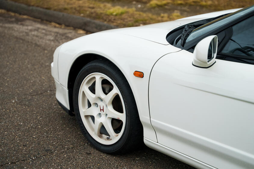 いまやほとんどのクルマのホイールがアルミ製！　そもそも「アルミホイール」がなぜ重宝されるのか？