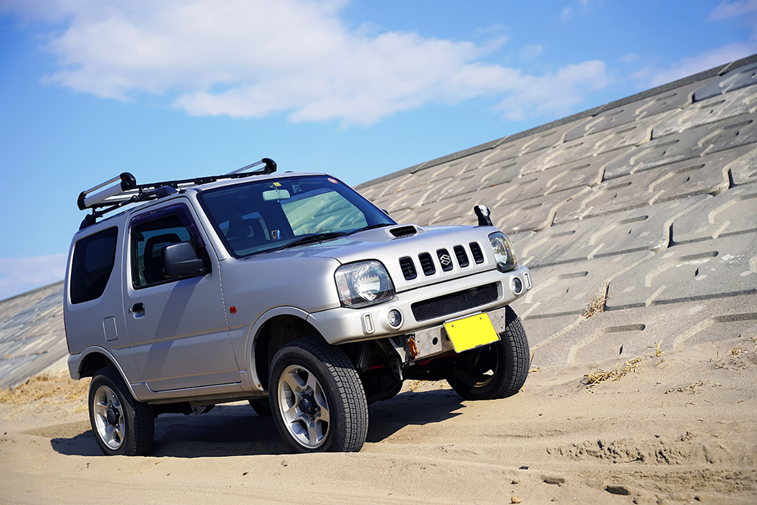 たった１年しか販売されなかった幻のFR専用ジムニーとは 〜 画像2