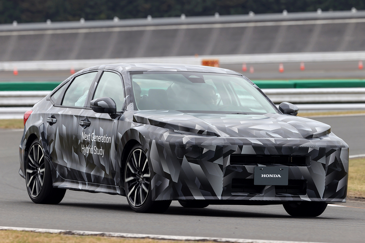 次世代e:HEVプロトタイプのフロントスタイリング