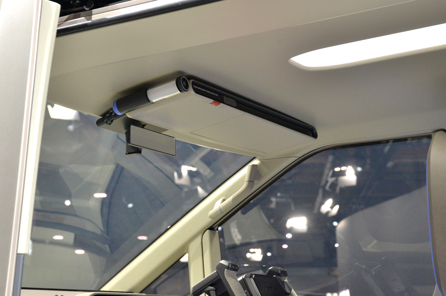 トヨタのブースの約半分を占めた「カヨイバコ」ってなにもの 〜 画像18