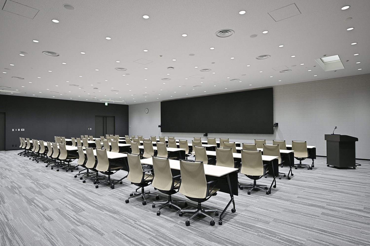 エンジニア同士のコミュニケーションを蜜にする「イノベーションハブ」は従来のイメージからかけ離れたオシャレすぎる研究所だった 〜 画像14