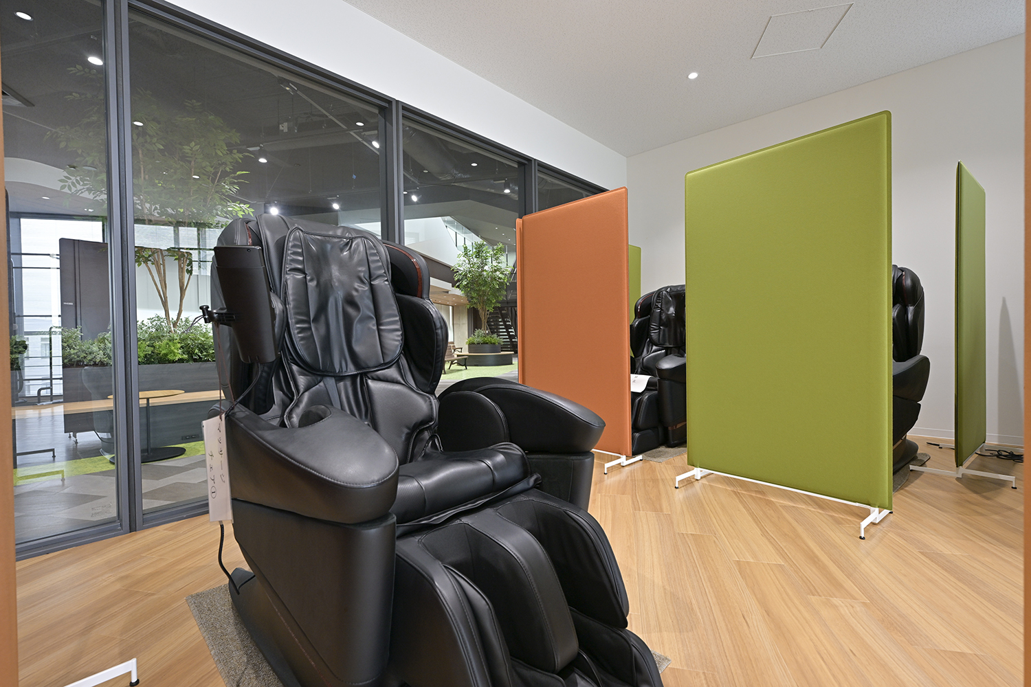 エンジニア同士のコミュニケーションを蜜にする「イノベーションハブ」は従来のイメージからかけ離れたオシャレすぎる研究所だった 〜 画像20