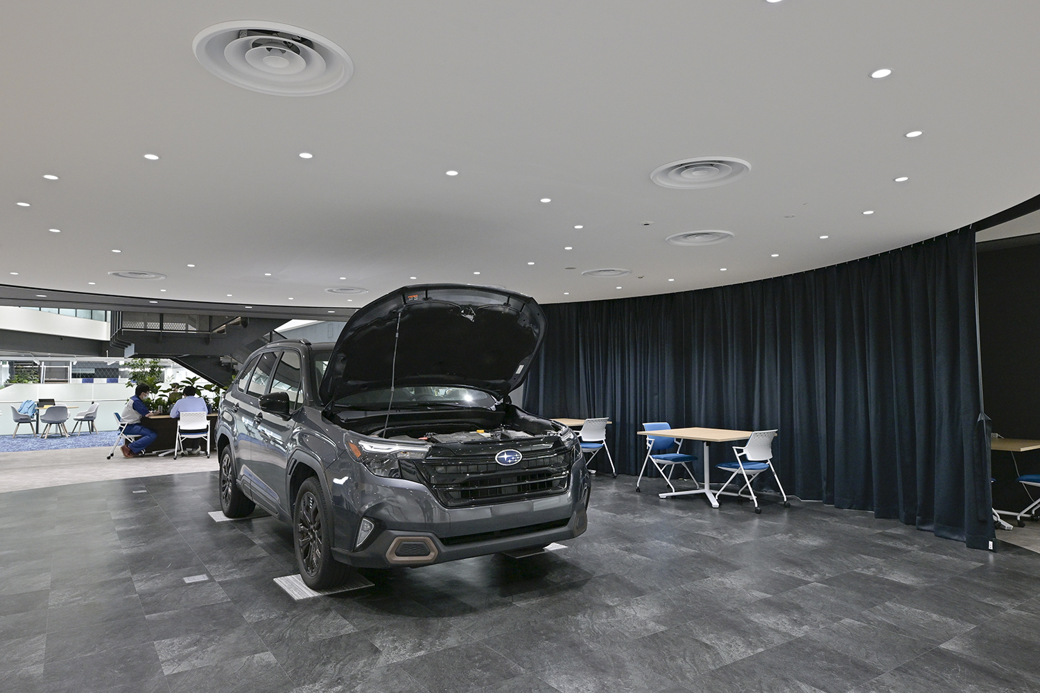 エンジニア同士のコミュニケーションを蜜にする「イノベーションハブ」は従来のイメージからかけ離れたオシャレすぎる研究所だった 〜 画像44